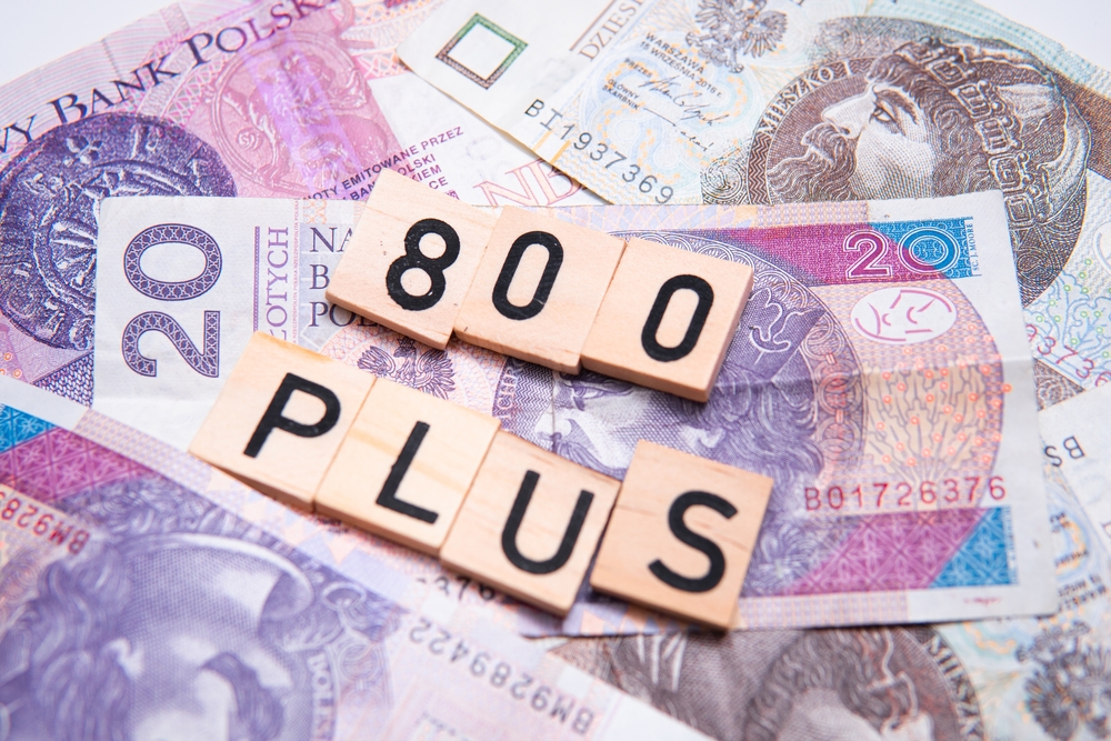 Чи буде скасовано 800 плюс? Думка Павла Яблонського