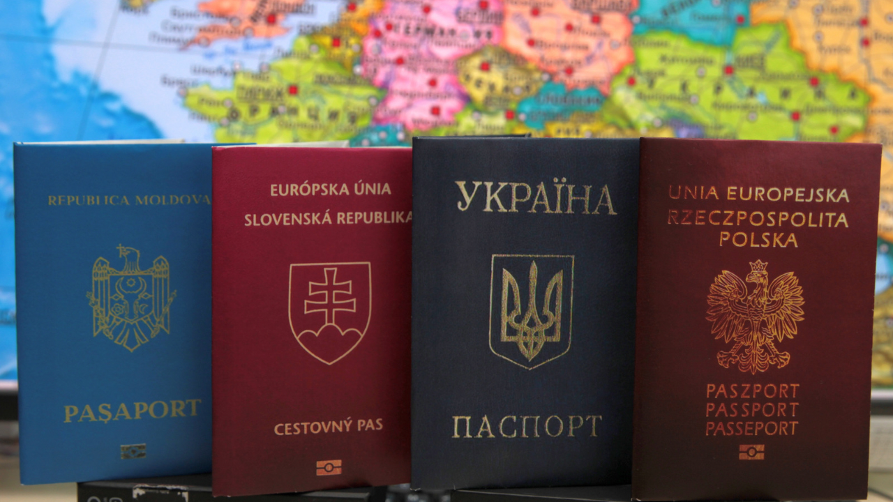 ТОП-5 країн з найсильнішими паспортами світу