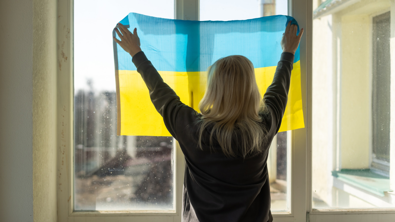 Спецдепартаменти для українських біженців за кордоном: чому це важливо?