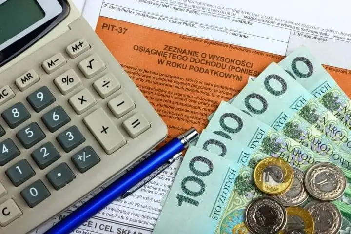 Як у Польщі переконатися, що PIT складено правильно і податкова прийняла декларацію?