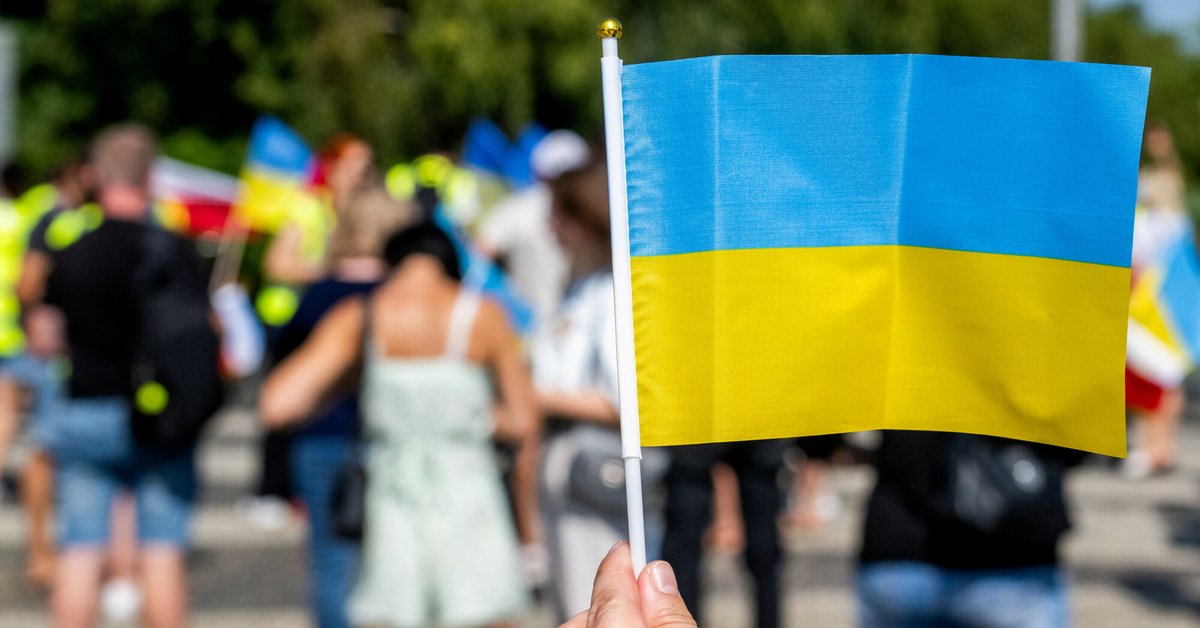 Де найбільше проживає українців за кордоном? Українці залишаться в Польщі навіть після війни