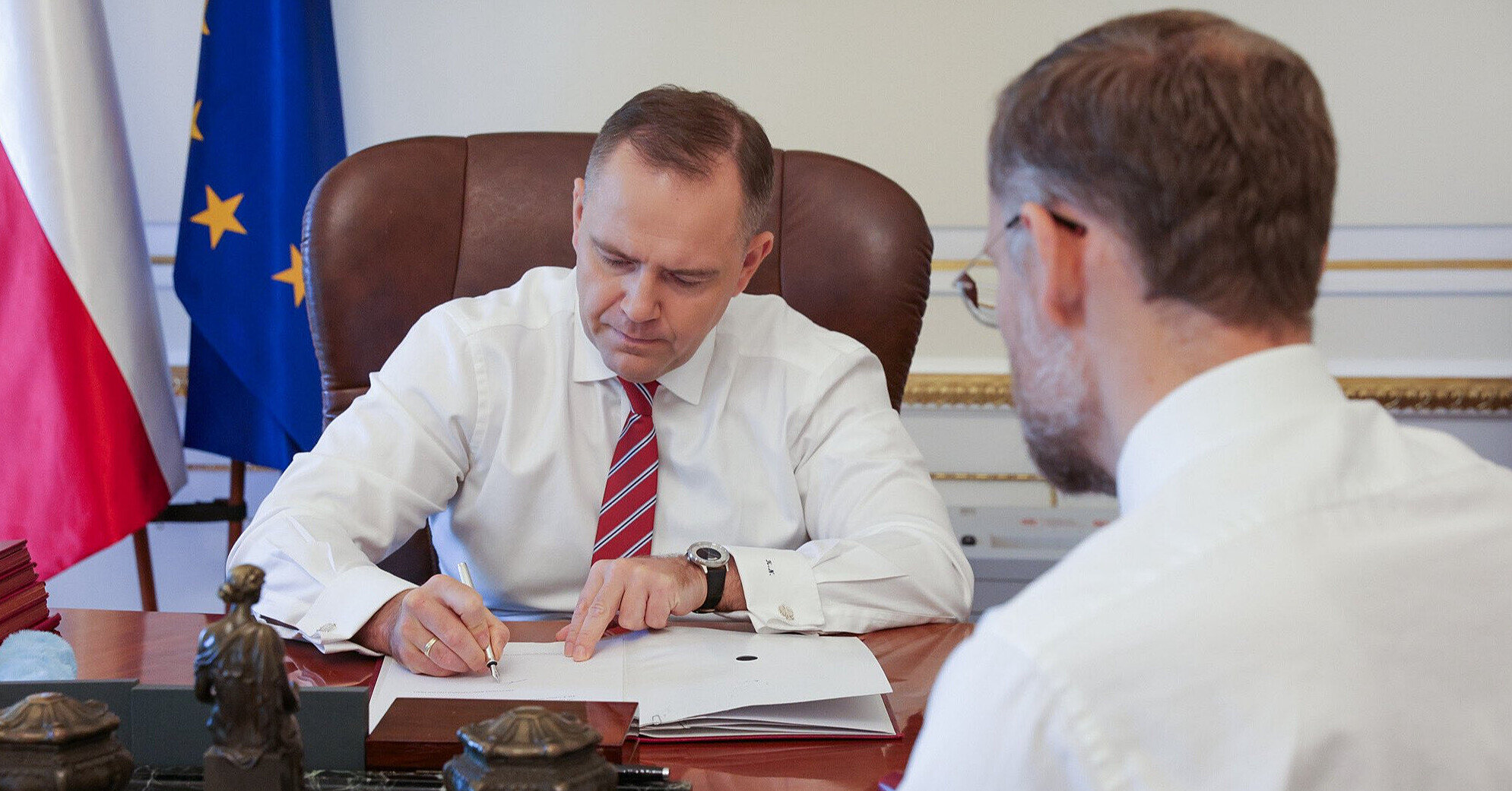 Президент Польщі наклав вето на закон, що продовжував захист для українців