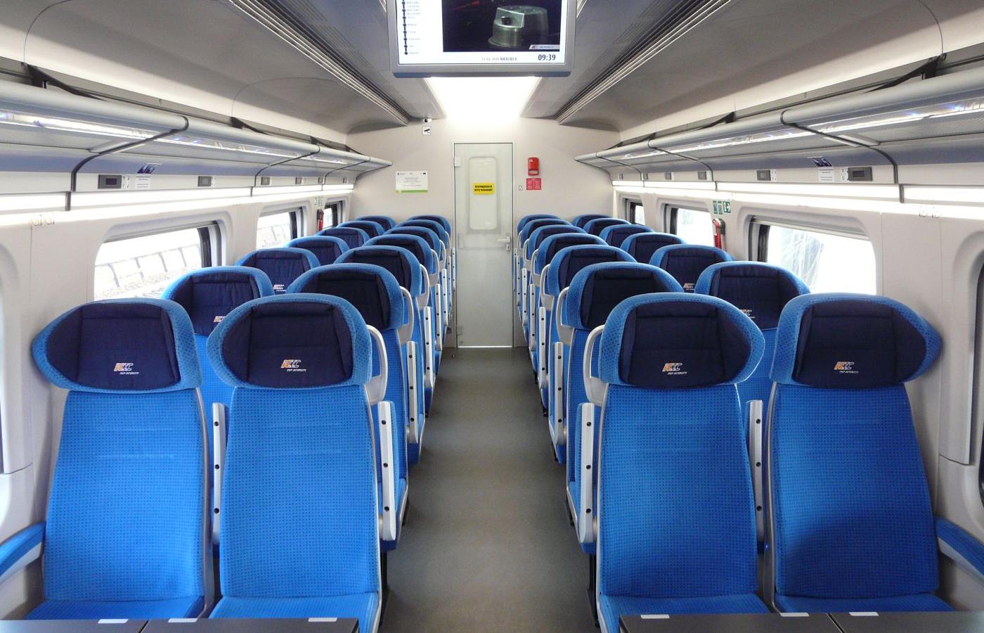 PKP Intercity дарує квитки за 1 злотий до Дня освіти
