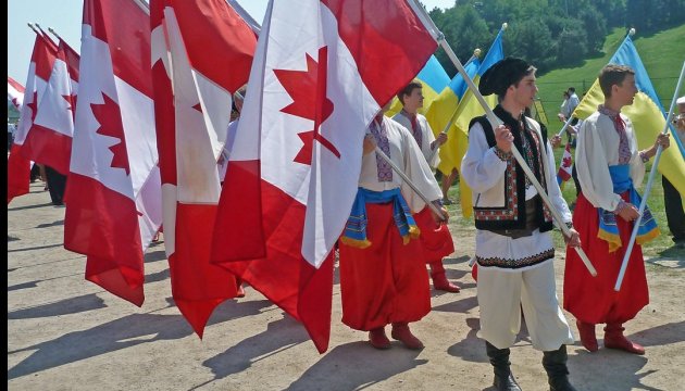 Українців видаватимуть для мобілізації?: яку довідку вимагають у Канаді та чи можуть депортувати